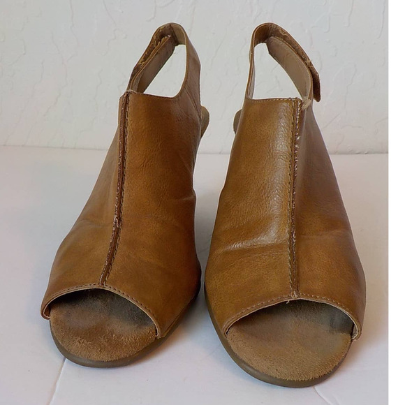 Aerosoles Heelrest Up Close Wedge Pumps Women 10M Open Toe Brown Faux Leather - Picture 9 of 12